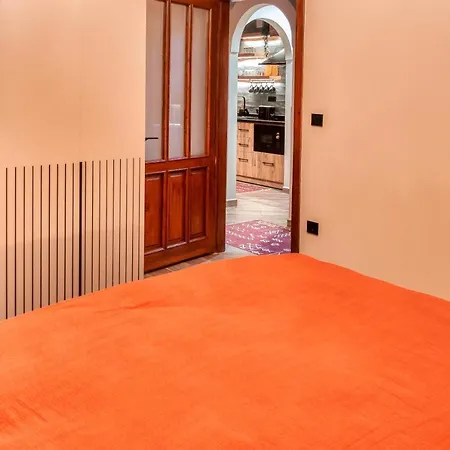 Renovated Unique Next To Cleopatra Apartment Alanya